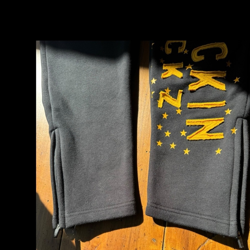 Men's XL Black Graphic Jogger Sweatpants Yellow Logo Zip Hem Streetwear EUC - Picture 6 of 11